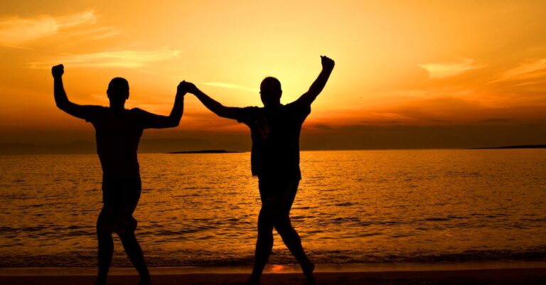 Essential Tips for Enjoying Florida Beaches at Night [Must-See]