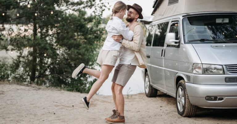 Explore Florida’s Beachside RV Camping Spots [Must-See Activities]